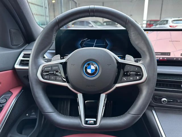 BMW 330 330e M-Sport Touring
