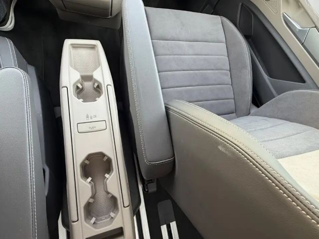 Volkswagen Multivan 2.0 TDI Style T7