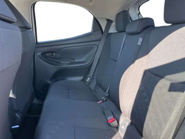 Toyota Yaris Hatchback Hybride VVT-i