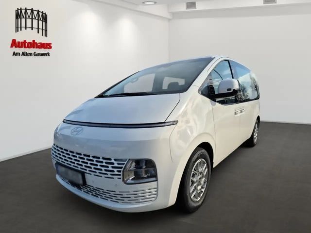 Hyundai Staria Trend