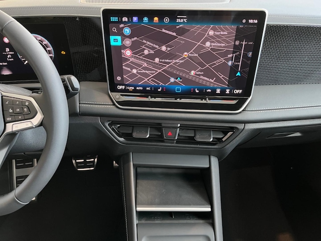 Volkswagen Tiguan Plus