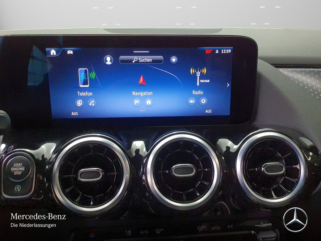 Mercedes-Benz B 180 Sedan