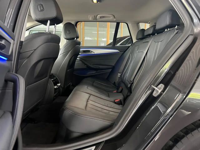 BMW 530 530d Touring xDrive