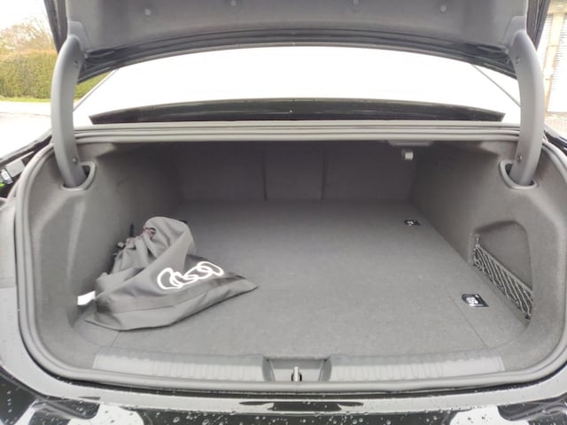 Audi A6 e-tron Quattro