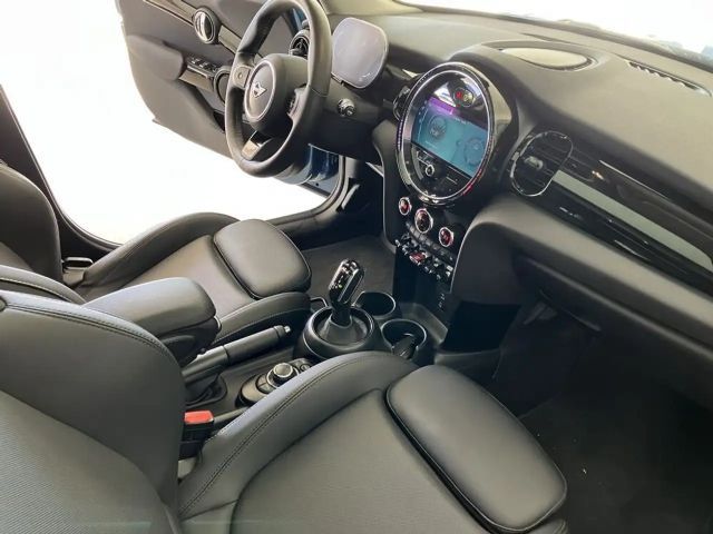 MINI Cooper 5-deurs Classic