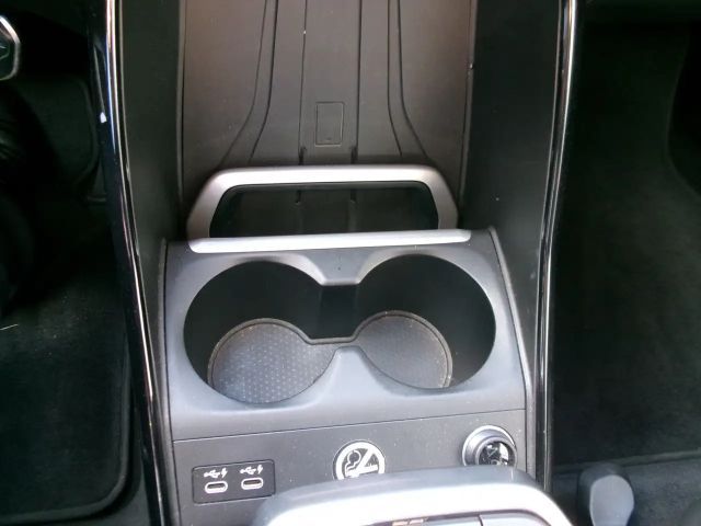 BMW 218 218d M-Sport