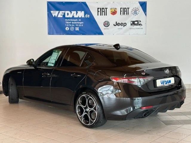 Alfa Romeo Giulia AT8 Q4 Veloce