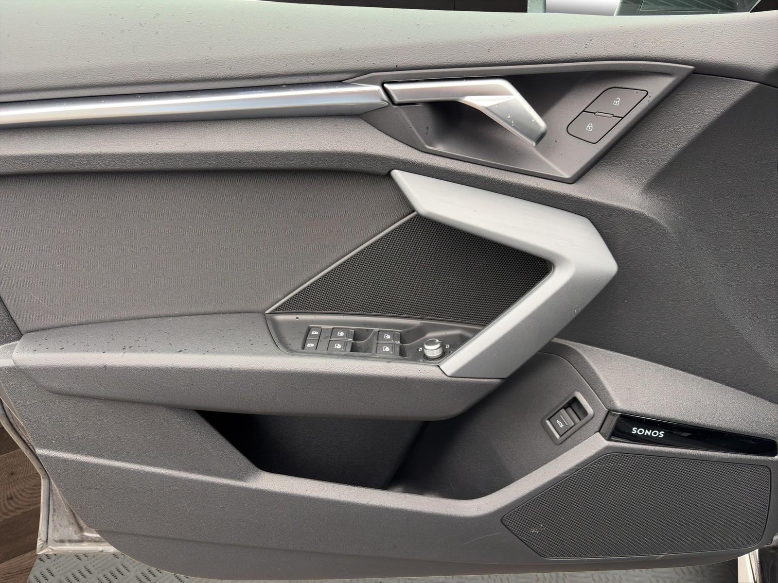 Audi A3 30 TFSI S-Line Sedan Sportback