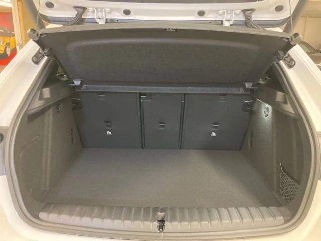 BMW 118 118d 5-deurs Sedan