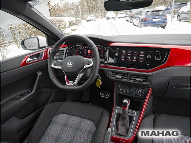 Volkswagen Polo 2.0 TSI DSG GTI IQ.Drive