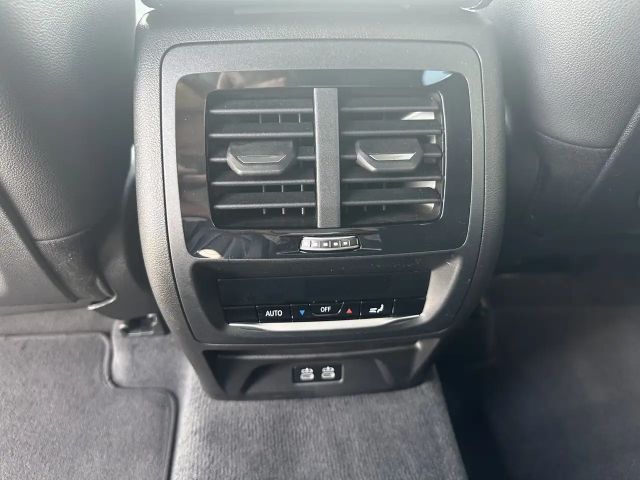 BMW X3 i ZA Head-Up HiFi DAB WLAN Pano.Dach Shz