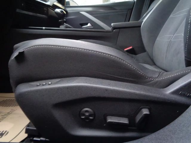 Opel Astra GS-Line Grand Sport Turbo