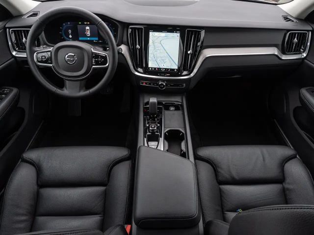 Volvo V60 Cross Country AWD Plus