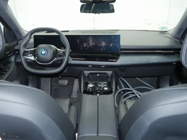 BMW 530 530e Touring