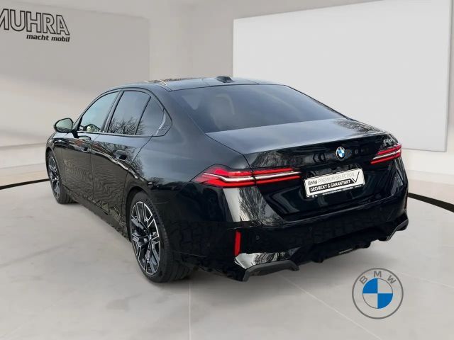 BMW 520 520i M-Sport Sedan