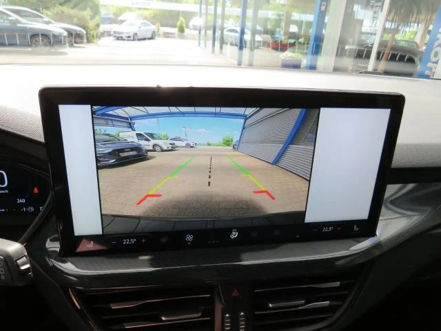 Ford Focus ST Line Wagon