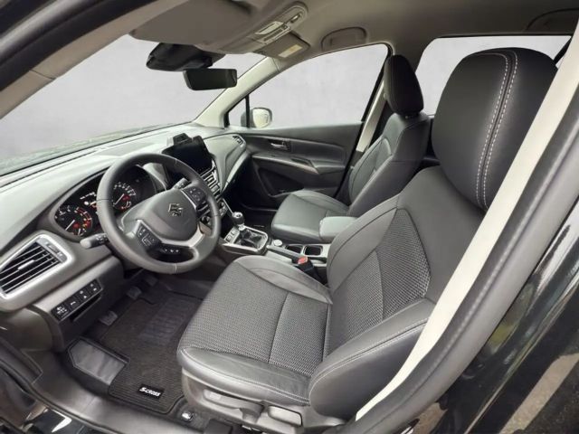 Suzuki S-Cross AllGrip Flash