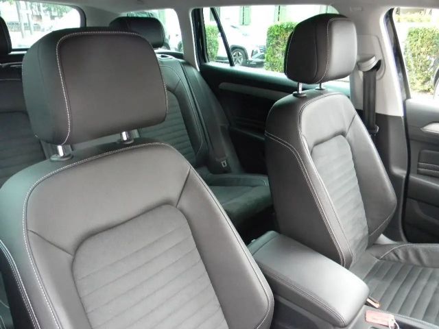 Volkswagen Passat DSG Elegance Elegance Variant