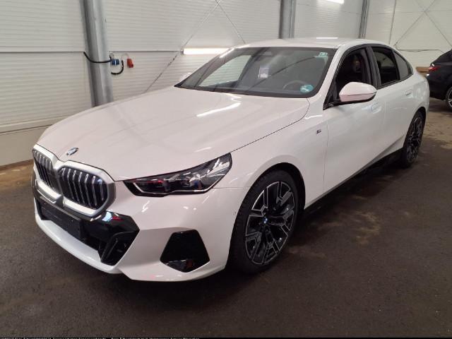 BMW 520 520d M-Sport Sedan xDrive