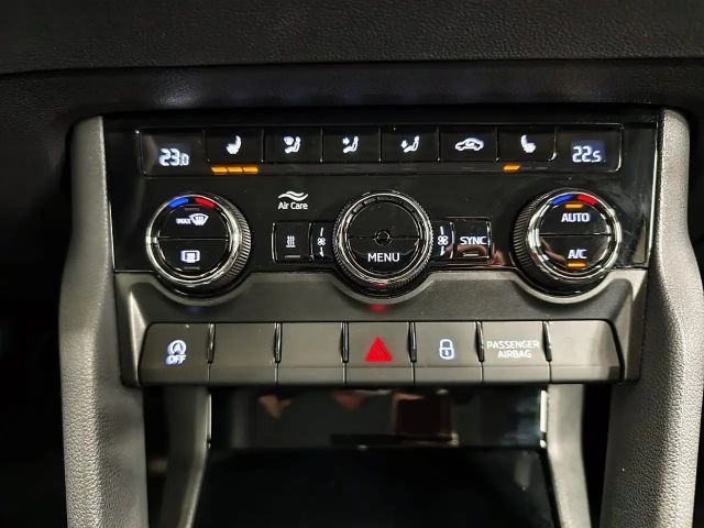 Skoda Karoq 2,0 TDI DSG, Standheizung, LED, NAVI,