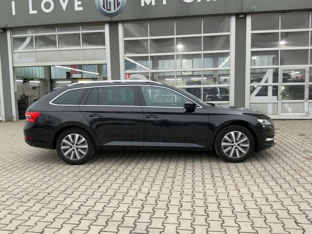 Skoda Superb 2.0 TDI Combi Style Style
