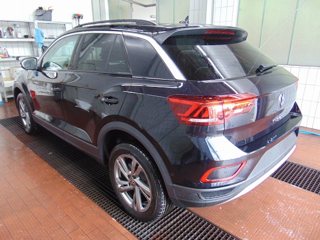 Volkswagen T-Roc 1.5 TSI DSG AHK/NAVI/RÜ-KAMERA