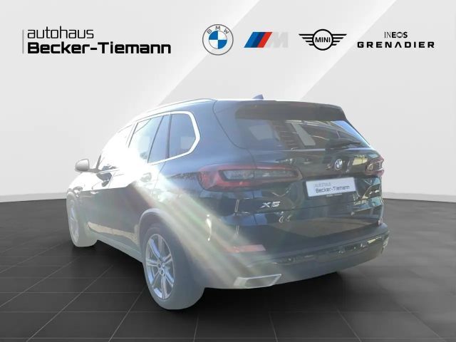 BMW X5 xDrive45e