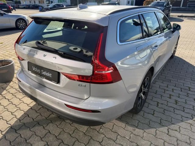 Volvo V60 Core