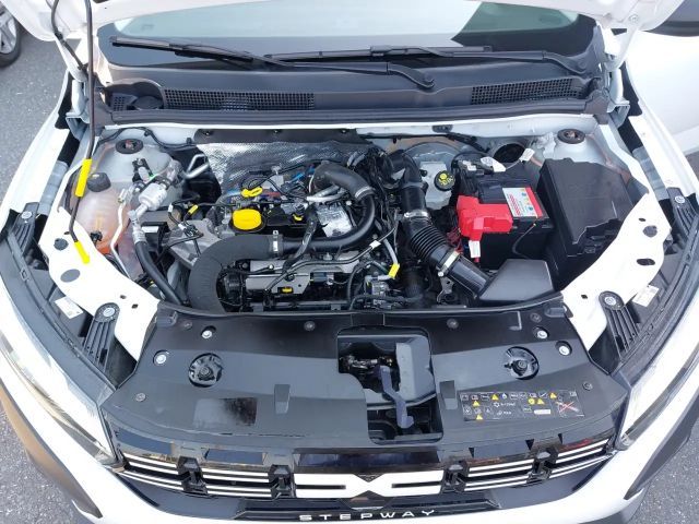 Dacia Sandero Essential Stepway TCe 90