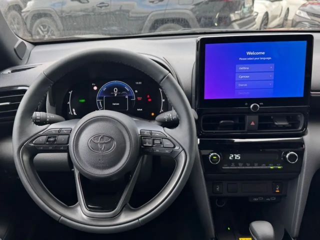 Toyota Yaris Cross Black and White ink. WKR