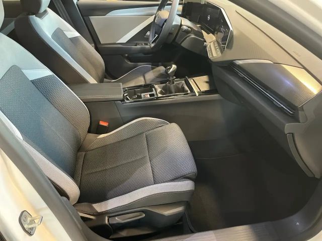 Opel Astra 1.2 Turbo Sports Tourer Turbo