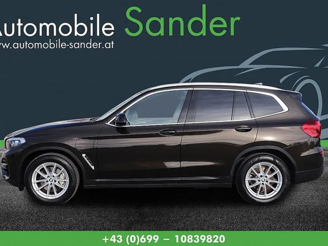 BMW X3 xDrive30e