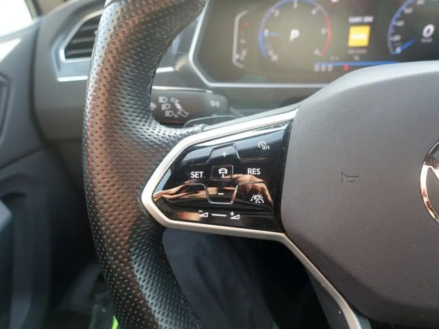 Volkswagen Tiguan 4Motion R-Line