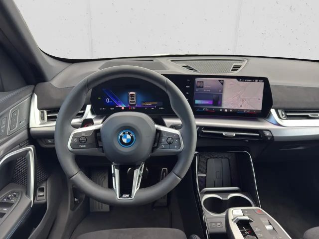 BMW iX1 xDrive30
