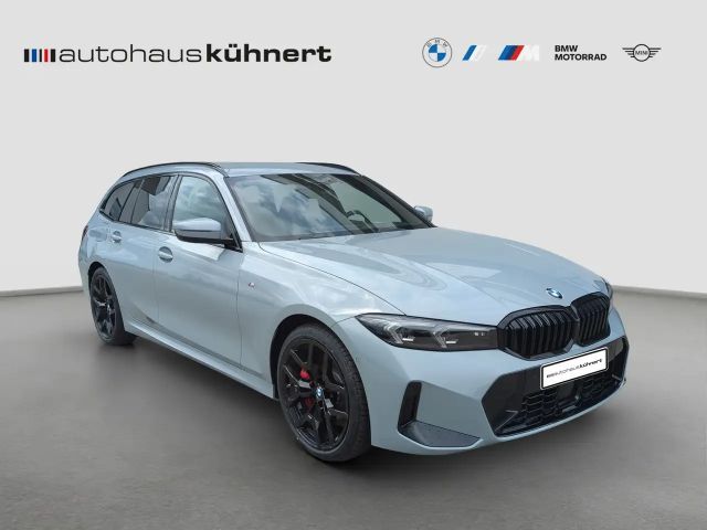 BMW 320 320d M-Sport Touring xDrive