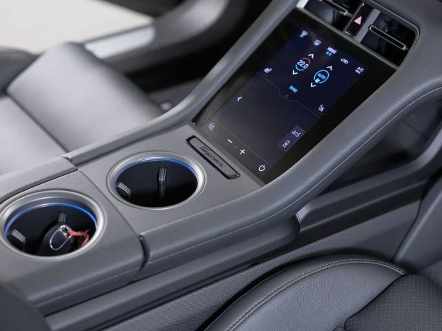 Porsche Taycan 4 Cross Turismo