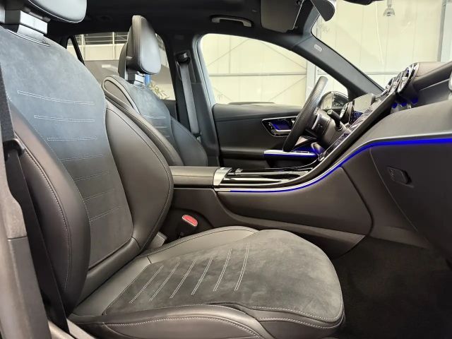 Mercedes-Benz GLC 300 4MATIC AMG Line Premium