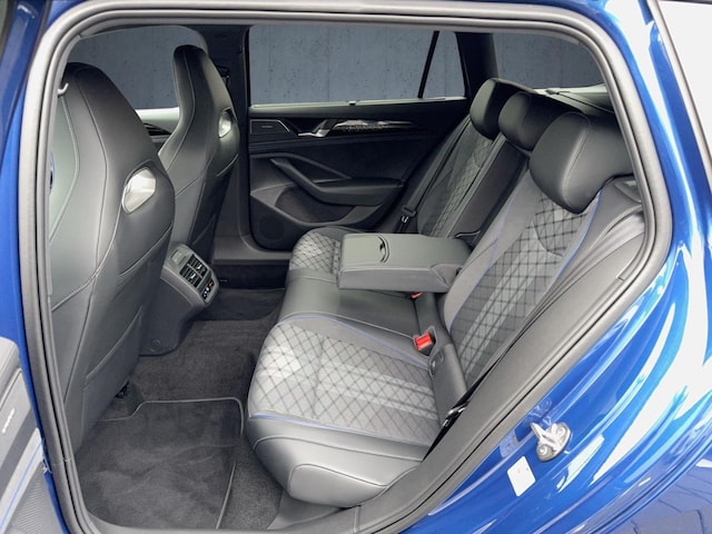 Volkswagen Passat 2.0 TDI R-Line Variant