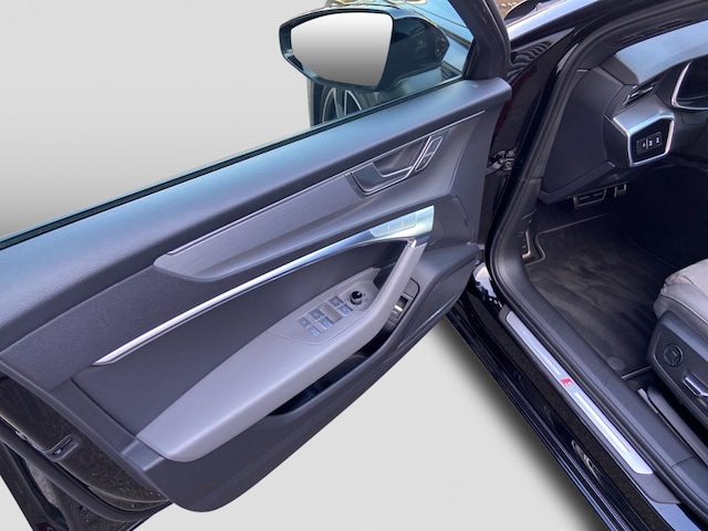 Audi S6 Quattro Sedan