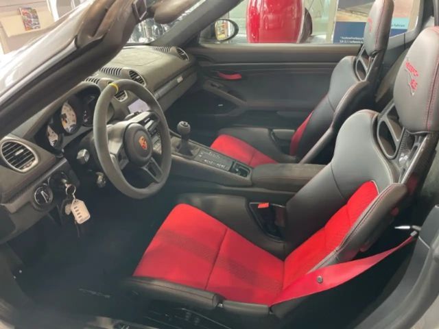 Porsche Cayman 718 RS