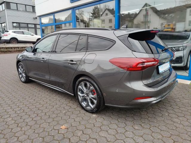 Ford Focus ST Line Wagon