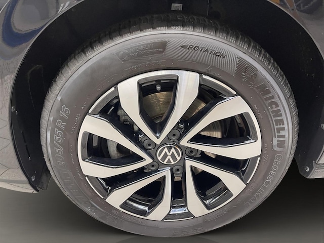 Volkswagen Golf 1.5 TSI Golf VIII