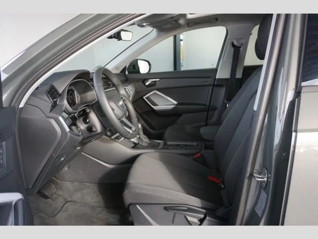 Audi Q3 35 TFSI S-Tronic