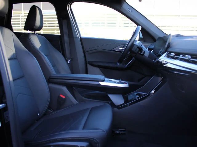 BMW iX1 x30 xLine HUD ACC LiveProf.SurView Ad-LED Navi