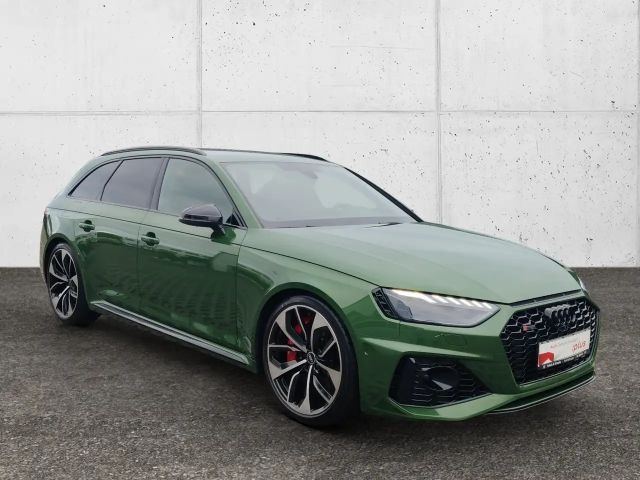 Audi RS4 Avant Quattro