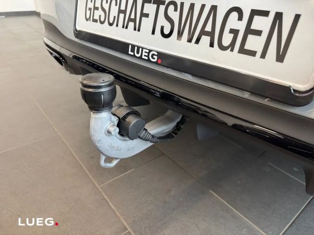 Mercedes-Benz CLA 200 AMG Line Shooting Brake