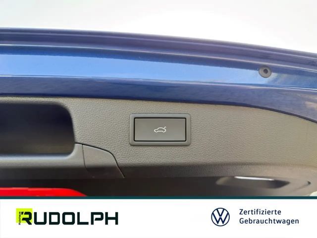 Volkswagen Passat 1.5 eTSI Business DSG