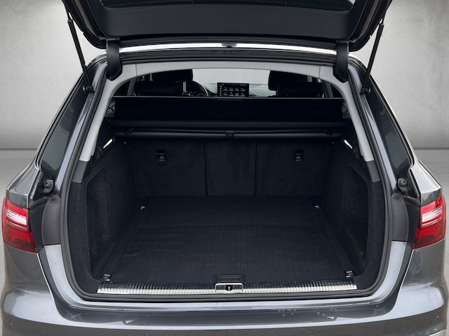 Audi A4 35 TFSI Avant S-Tronic