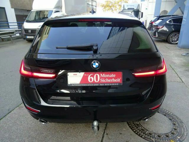 BMW 320 320d Luxury Line Touring xDrive