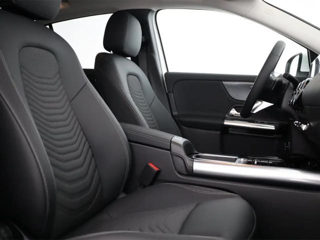 Mercedes-Benz GLA 180 Progressive